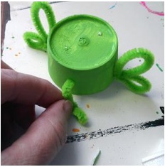 DIY Paper Frog