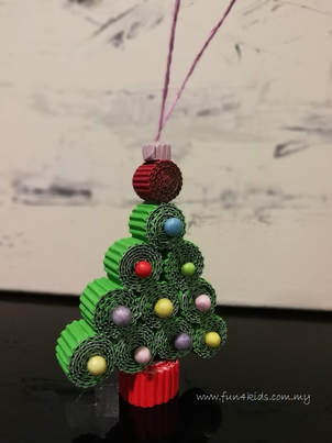 Christmas tree quill ornament